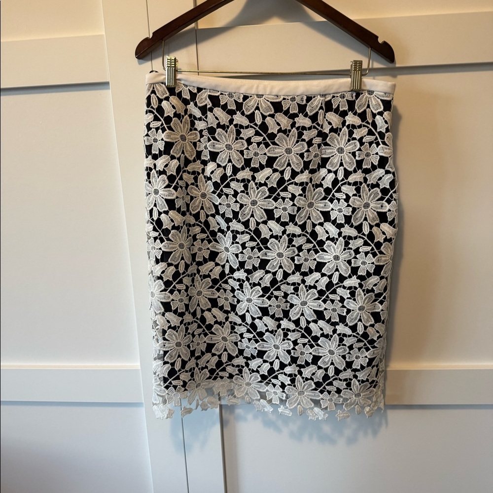 Karl lagerfeld lace overlay skirt